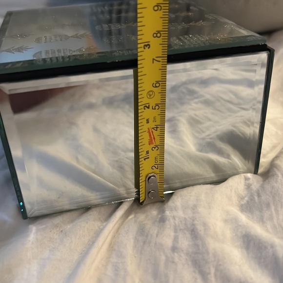 Jewelry box - Picture 7 of 7